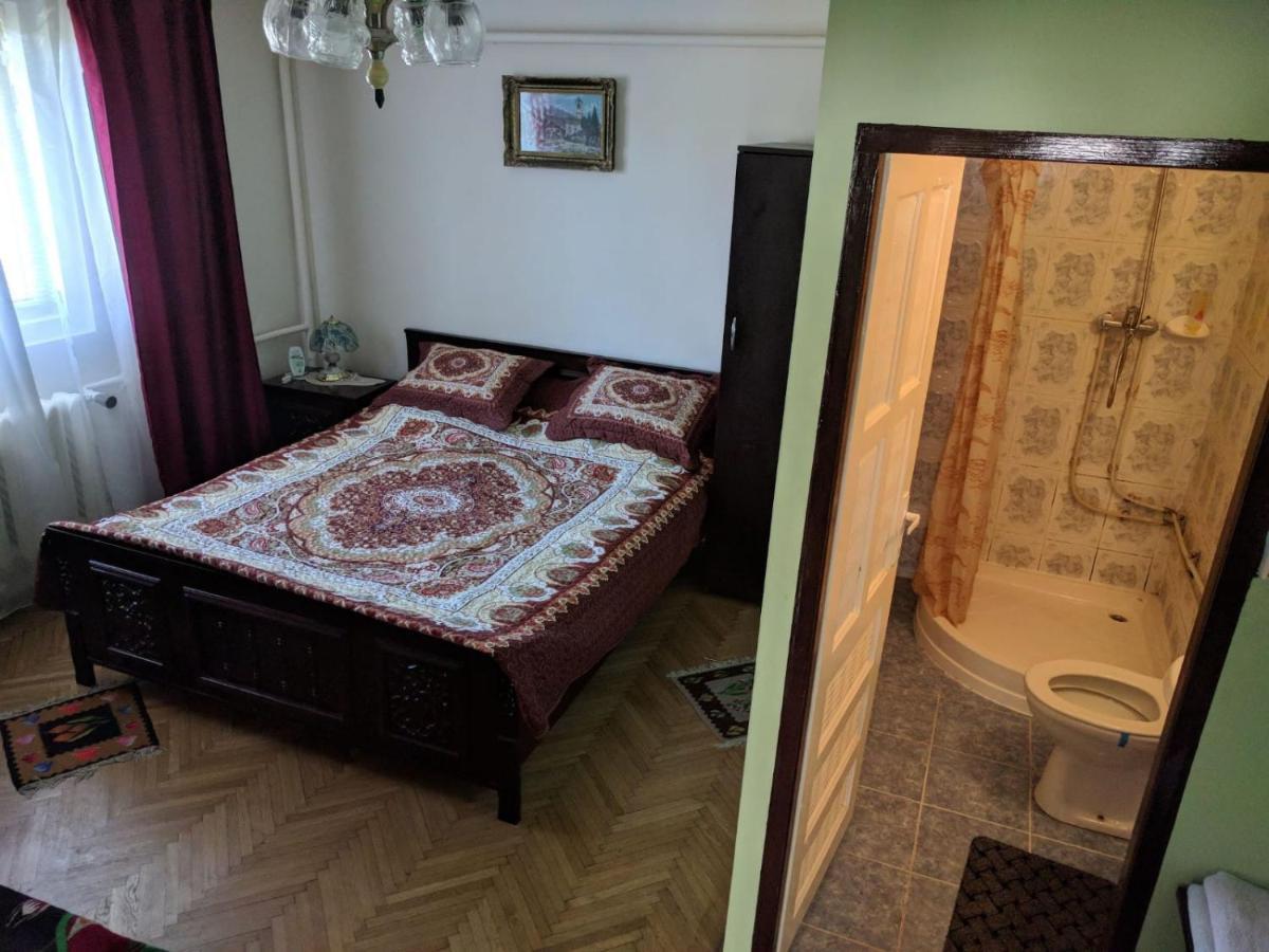 Cazare Adela Хорезу Екстер'єр фото